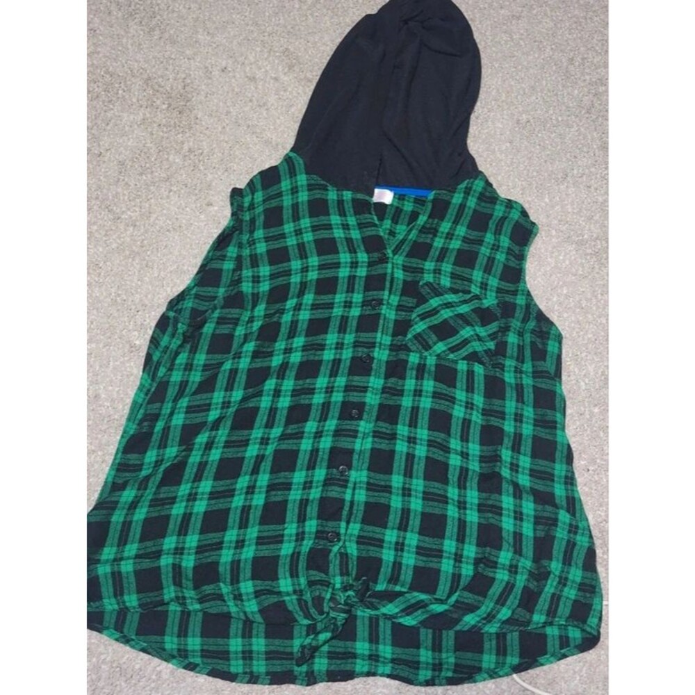 Y2k Vintage No Boundaries plaid vest, hood top